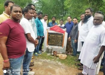 जामुआ में सांसद व विधायक ने किया पीएम ग्राम सड़क योजना का शिलान्यास, कई कार्यक्रम रद्द
