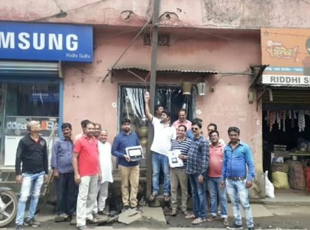 चांडिल बाजार में अब नहीं रहेगा अंधेरा, होगी एलईडी लाइट की चकाचौंध चांडिल बाजार में अब नहीं रहेगा अंधेरा, होगी एलईडी लाइट की चकाचौंध