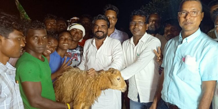 बहरागोड़ा की हावड़ा हाट ने लगाई सात लाख की छलांग