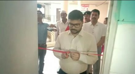 सरायकेला में खुला प्रशासन का कॉल सेंटर, सीधे पब्लिक कर सकती प्रशासन से संपर्क सरायकेला में खुला प्रशासन का कॉल सेंटर, सीधे पब्लिक कर सकती प्रशासन से संपर्क