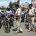jamshedpur-unlock-1-जमशेदपुर के साकची बाजार में लगा दी ‘मंगला हाट’, सिटी एसपी व एसडीओ पहुंचे, कई की हुई गिरफ्तारी, सामान जब्त-video jamshedpur-unlock-1-जमशेदपुर के साकची बाजार में लगा दी ‘मंगला हाट’, सिटी एसपी व एसडीओ पहुंचे, कई की हुई गिरफ्तारी, सामान जब्त-video