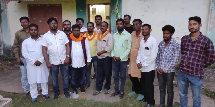 Jamshedpur-rural : मुसाबनी बीडीओ ने मध्याह्न भोजन स्टीयरिंग कमेटी व कुष्ठ जागरूकता अभियान को लेकर की बैठक