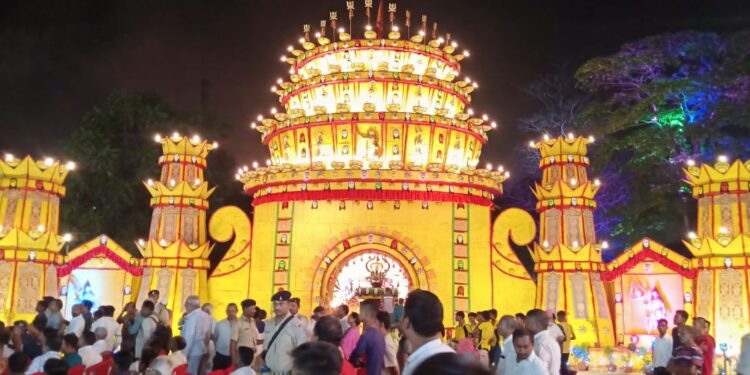 Jamshedpur : झारखंड के शिक्षा मंत्री जगरनाथ महतो के जल्द स्वस्थ होने के लिए झामुमो कार्यकर्ताओं ने की पूजा-अर्चना