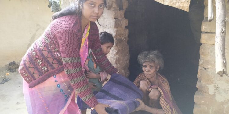 Chakuliya : आग तापने के दौरान महिला झुलसी, रेफर