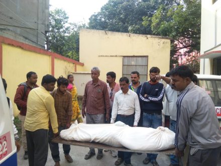 झारखंड स्टेट इलेक्ट्रीसिटी बोर्ड में ठेकेदारी में काम कर रहे युवक की करंट लगने से मौत, टीएमएच में था इलाजरत झारखंड स्टेट इलेक्ट्रीसिटी बोर्ड में ठेकेदारी में काम कर रहे युवक की करंट लगने से मौत, टीएमएच में था इलाजरत
