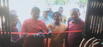 धालभूमगढ़ : जिप सदस्य ने धान क्रय केन्द्र का किया उद्घाटन धालभूमगढ़ : जिप सदस्य ने धान क्रय केन्द्र का किया उद्घाटन