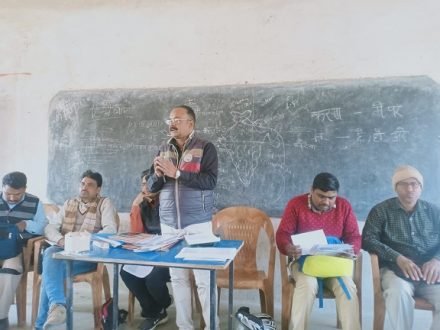सतबरवा : प्रखंड के विद्यालयों में नौ जनवरी को शिक्षक अभिभावक संगोष्ठी होगी सतबरवा : प्रखंड के विद्यालयों में नौ जनवरी को शिक्षक अभिभावक संगोष्ठी होगी