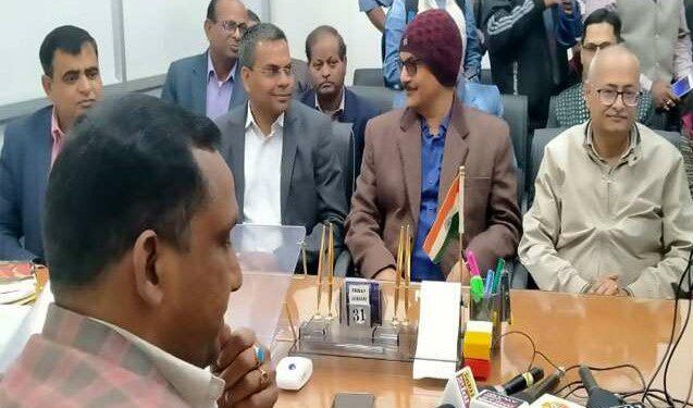 jharkhand-ministers-झारखंड के मंत्रियों ने संभाल लिया कामकाज, बन्ना गुप्ता, जगरनाथ महतो, डॉ रामेश्वर उरांव, सत्यानंद भोक्ता समेत अन्य मंत्रियों ने कहा-जनता की सेवा करेंगे, लोगों तक पहुंचायेंगे सुविधाएं jharkhand-ministers-झारखंड के मंत्रियों ने संभाल लिया कामकाज, बन्ना गुप्ता, जगरनाथ महतो, डॉ रामेश्वर उरांव, सत्यानंद भोक्ता समेत अन्य मंत्रियों ने कहा-जनता की सेवा करेंगे, लोगों तक पहुंचायेंगे सुविधाएं