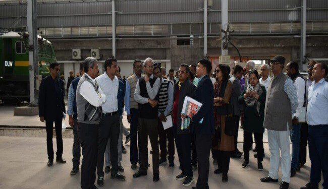 south-eastern-railway-मनोहरपुर रेलवे स्टेशन को साफ रखने के लिए दिया गया 5000 रुपये का पुरस्कार, रेलवे जीएम को मेंस कांग्रेस ने सौंपा ज्ञापन south-eastern-railway-मनोहरपुर रेलवे स्टेशन को साफ रखने के लिए दिया गया 5000 रुपये का पुरस्कार, रेलवे जीएम को मेंस कांग्रेस ने सौंपा ज्ञापन