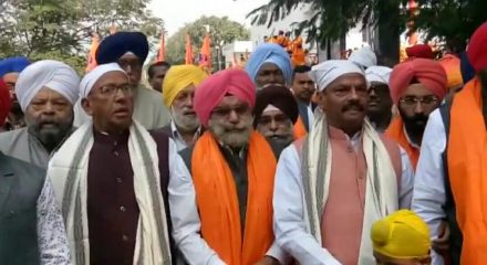 jamshedpur-sikh-“वाहो वाहो गुरु गोविंद सिंह”, से गूंजी लौहनगरी, सोनारी से निकला विशाल नगर कीर्तन, सरयू व रघुवर नगर कीर्तन में दिखे साथ-तस्वीरों में देखिये नगर कीर्तन की झलक jamshedpur-sikh-“वाहो वाहो गुरु गोविंद सिंह”, से गूंजी लौहनगरी, सोनारी से निकला विशाल नगर कीर्तन, सरयू व रघुवर नगर कीर्तन में दिखे साथ-तस्वीरों में देखिये नगर कीर्तन की झलक