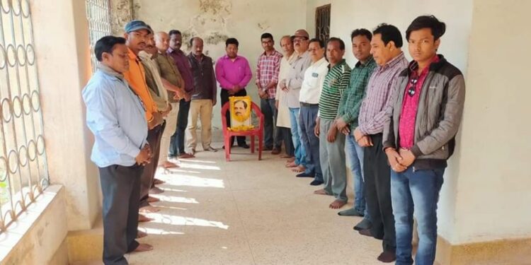 भाजपा कार्यकर्ताओं ने पंडित दीनदयाल उपाध्याय की पुण्यतिथि मनायी