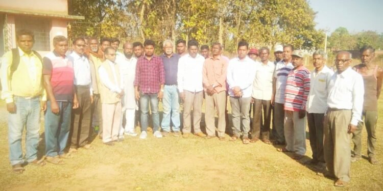 jamshedpur-rural-चाकुलिया के दिशोम जाहेर गाड़ में कमेटी की हुई बैठक, शिवचरण हांसदा बने अध्यक्ष