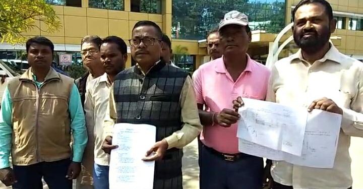 जमशेदपुर में गरमाने लगा विस्थापितों मुद्दा, आप-पार की लड़ाई के मूड में