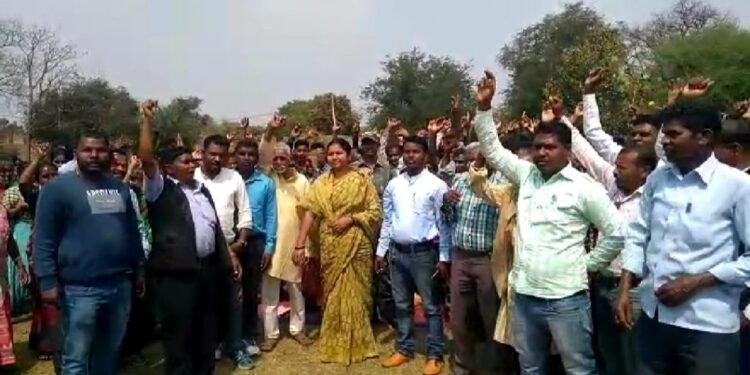 west-singhbhum-ईंचा-खरकई डैम विरोधी आंदोलन को संसद का समर्थन, ईचा डैम का कोई औचित्य नहीं, सांसद गीता कोड़ा ने कहा-लोकसभा में उठाऊंगी आवाज west-singhbhum-ईंचा-खरकई डैम विरोधी आंदोलन को संसद का समर्थन, ईचा डैम का कोई औचित्य नहीं, सांसद गीता कोड़ा ने कहा-लोकसभा में उठाऊंगी आवाज