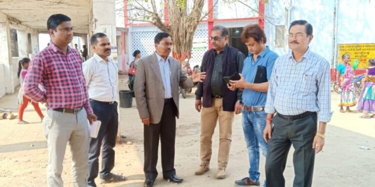 jamshedpur-mgm-hospital-रांची से क्वालिटी विभाग की तीन टीम ने किया एमजीएम अस्पताल का निरीक्षण, स्वास्थ्य मंत्री को सौंपेगी रिपोर्ट jamshedpur-mgm-hospital-रांची से क्वालिटी विभाग की तीन टीम ने किया एमजीएम अस्पताल का निरीक्षण, स्वास्थ्य मंत्री को सौंपेगी रिपोर्ट