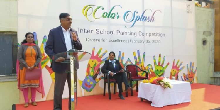 splash-2020-जमशेदपुर के स्कूली बच्चों ने भरी भावनाओं के रंग, पेंटिंग प्रतियोगिता में कला का प्रदर्शन splash-2020-जमशेदपुर के स्कूली बच्चों ने भरी भावनाओं के रंग, पेंटिंग प्रतियोगिता में कला का प्रदर्शन
