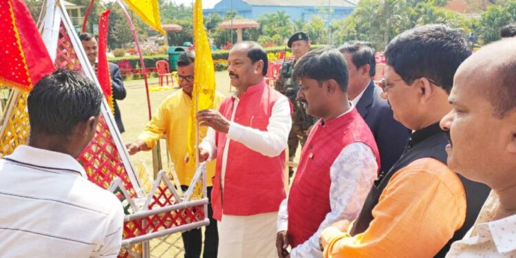 jamshedpur-devotion-पूर्व मुख्यमंत्री रघुवर दास के दिशा-निर्देश पर तैयार सूर्य मंदिर कैंपस के नये भव्य श्रीराम मंदिर में सात दिवसीय धार्मिक अनुष्ठान कल से, पूर्व मुख्यमंत्री ने आयोजन को सफल बनाने के लिए लगायी ताकत jamshedpur-devotion-पूर्व मुख्यमंत्री रघुवर दास के दिशा-निर्देश पर तैयार सूर्य मंदिर कैंपस के नये भव्य श्रीराम मंदिर में सात दिवसीय धार्मिक अनुष्ठान कल से, पूर्व मुख्यमंत्री ने आयोजन को सफल बनाने के लिए लगायी ताकत