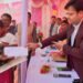 पलामू : सरकार आपके द्वार कार्यक्रम के तहत पदाधिकारी पहुंचे सतबरवा प्रखंड के पोंची पंचायत, कई लोगों को मिला पेंशन स्वीकृति पर्चा, कुल 127 मामलों का ऑन द स्पॉट निष्पादन