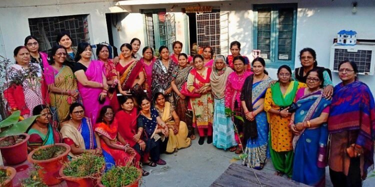 jharkhand-veerangna-वीरांगना कार्यसमिति की बैठक में कई मुद्दों पर विचार-विमर्श, आत्मरक्षा के गुर बतायेगी वीरांगना jharkhand-veerangna-वीरांगना कार्यसमिति की बैठक में कई मुद्दों पर विचार-विमर्श, आत्मरक्षा के गुर बतायेगी वीरांगना