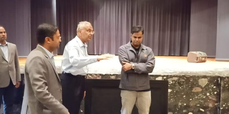 चाईबासा : एसआर रुंगटा ग्रुप से सहयोग से 180 साल पुराने पिल्लाई हॉल बना अत्याधुनिक ऑडिटोरियम