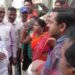 jamshedpur-public-revolt-मानगो के कई इलाके में पानी की आपूर्ति ठप, लोगों का फूटा गुस्सा, भाजपा नेता विकास सिंह के नेतृत्व में महिलाओं ने मानगो थाना के बगल में पीएचइडी कर्मचारियों को चप्पलों से पीटा, देखिये-video jamshedpur-public-revolt-मानगो के कई इलाके में पानी की आपूर्ति ठप, लोगों का फूटा गुस्सा, भाजपा नेता विकास सिंह के नेतृत्व में महिलाओं ने मानगो थाना के बगल में पीएचइडी कर्मचारियों को चप्पलों से पीटा, देखिये-video