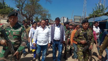 west-singhbhum-जगन्नाथपुर में पानी टंकी की हालत देख गुस्साएं मंत्री मुन्नु ठाकुर, मंत्री ने अधिकारियों व संवेदक को मंत्री ने कहा-काम सही नहीं हुआ तो फांसी पर लटका देंगे-video west-singhbhum-जगन्नाथपुर में पानी टंकी की हालत देख गुस्साएं मंत्री मुन्नु ठाकुर, मंत्री ने अधिकारियों व संवेदक को मंत्री ने कहा-काम सही नहीं हुआ तो फांसी पर लटका देंगे-video