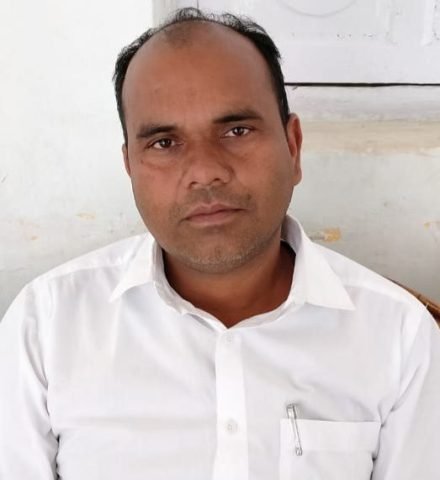 चक्रधरपुर : वार्ड पार्षद संतोष 12 माह और दिनेश जेना व लालजी प्रसाद ने छह-छह माह का मानदेय सीएम राहत कोष में देंगे चक्रधरपुर : वार्ड पार्षद संतोष 12 माह और दिनेश जेना व लालजी प्रसाद ने छह-छह माह का मानदेय सीएम राहत कोष में देंगे