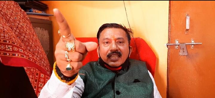 Adityapur : हैप्पी बर्थडे आदित्यपुर थाना प्रभारी! सुजय नंदी हत्याकांड के 72 घंटे बाद भी लकीर पीट रही पुलिस, हत्यारे गिरफ्त से दूर, जन्मदिन का जश्न मना रहे हैं थाना प्रभारी Adityapur : हैप्पी बर्थडे आदित्यपुर थाना प्रभारी! सुजय नंदी हत्याकांड के 72 घंटे बाद भी लकीर पीट रही पुलिस, हत्यारे गिरफ्त से दूर, जन्मदिन का जश्न मना रहे हैं थाना प्रभारी