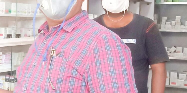 Chakradharpur : विधायक सुखराम के व्यक्तिगत खर्च से अब तक 80 से अधिक जरूरतमन्दों को मिली दवा