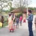 चाकुलिया : कृषि कल्याण अभियान के तहत कृषकों के बीच बीज का वितरण