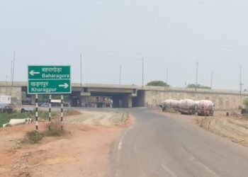 Jamshedpur ranchi highway new project : रांची–टाटा मार्ग को मिलेगी नई रफ्तार, करोड़ो की ओवरले परियोजना को मिली स्वीकृति, इस दिन होगा भूमिपूजन Jamshedpur ranchi highway new project : रांची–टाटा मार्ग को मिलेगी नई रफ्तार, करोड़ो की ओवरले परियोजना को मिली स्वीकृति, इस दिन होगा भूमिपूजन