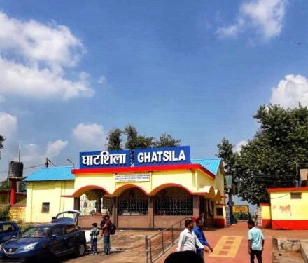 jamshedpur-corona-virus-update-पूर्वी सिंहभूम में कोरोना वायरस की दस्तक, घाटशिला का आरपीएफ जवान कोरोना पोजिटिव निकला, घाटशिला बैरक में रहने वाले साथी जवानों का लिया गया सैंपल, जमशेदपुर के प्रशासन में हड़कंप