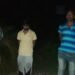 लॉकडाउन में बॉर्डर तोड़कर पैदल चलकर पहुंचे चाकुलिया, पदाधिकारियों ने किया क्वॉरेंटाइन लॉकडाउन में बॉर्डर तोड़कर पैदल चलकर पहुंचे चाकुलिया, पदाधिकारियों ने किया क्वॉरेंटाइन