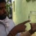चाकुलिया : शिल्पीमहल क्षेत्र में नल से पानी के साथ गिर रहा है केंचुआ