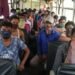 बंगाल के 33 प्रवासी मजदूर को देवघर से बस में पहुंचाया गया चाकुलिया, मजदूरों को खाना खिलाकर बंगाल बॉर्डर पर छोड़ा गया, फिर पैदल ही अपने घर की ओर चल पड़े मजदूर बंगाल के 33 प्रवासी मजदूर को देवघर से बस में पहुंचाया गया चाकुलिया, मजदूरों को खाना खिलाकर बंगाल बॉर्डर पर छोड़ा गया, फिर पैदल ही अपने घर की ओर चल पड़े मजदूर