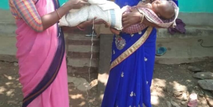 पश्चिमी सिंहभूम : कोरोना संकटकाल में आईसीडीएस की सेविकाएं निभा रही हैं महत्वपूर्ण भूमिका पश्चिमी सिंहभूम : कोरोना संकटकाल में आईसीडीएस की सेविकाएं निभा रही हैं महत्वपूर्ण भूमिका