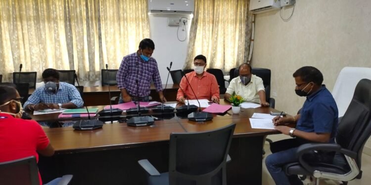 चाईबासा : पोकाम व दलकी में रखे 40500 सीएफटी बालू की हुई नीलामी चाईबासा : पोकाम व दलकी में रखे 40500 सीएफटी बालू की हुई नीलामी