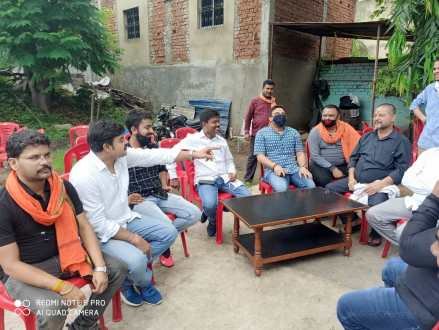 jamshedpur-pays-homage-to-shahid-नामदा बस्ती में शहीदों सम्मान में नर सेवा का आयोजन, पूर्व विधायक कुणाल ने लिया हिस्सा jamshedpur-pays-homage-to-shahid-नामदा बस्ती में शहीदों सम्मान में नर सेवा का आयोजन, पूर्व विधायक कुणाल ने लिया हिस्सा