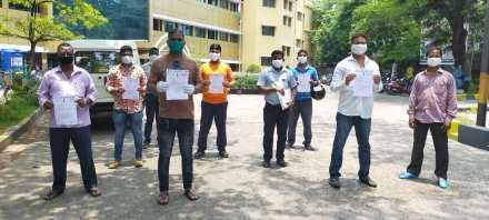 Jamshedpur : भाजपा ने उठाया कोविड से अनाथ हुए बच्चों का मामला, उपायुक्त ने कहा ‘सर्वेक्षण जारी है’ Jamshedpur : भाजपा ने उठाया कोविड से अनाथ हुए बच्चों का मामला, उपायुक्त ने कहा ‘सर्वेक्षण जारी है’