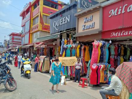 jamshedpur-bazaar-जमशेदपुर में खुल गया जूता, चप्पल व कपड़ों की दुकानें, चीन का विरोध के साथ होगा कारोबार jamshedpur-bazaar-जमशेदपुर में खुल गया जूता, चप्पल व कपड़ों की दुकानें, चीन का विरोध के साथ होगा कारोबार