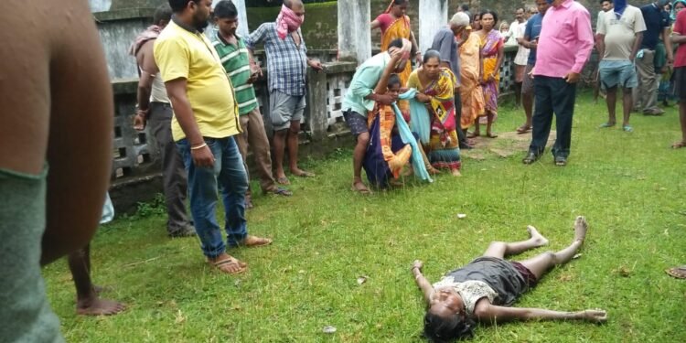 चाकुलिया : दो दिनों से लापता बच्ची का शव कुआं से बरामद, जमशेदपुर में रहते हैं माता-पिता