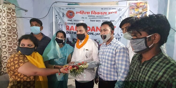 महिला विकास मंच के कोल्हान संरक्षक बने फजल खान व संजीव श्रीवास्तव, डॉ लक्ष्मी निधि कानूनी सलाहकार महिला विकास मंच के कोल्हान संरक्षक बने फजल खान व संजीव श्रीवास्तव, डॉ लक्ष्मी निधि कानूनी सलाहकार