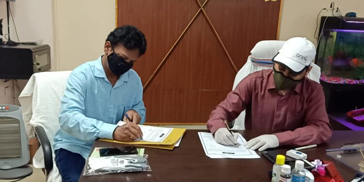 पश्चिमी सिंहभूम के नये उप विकास आयुक्त संदीप बख्शी ने पदभार संभाला पश्चिमी सिंहभूम के नये उप विकास आयुक्त संदीप बख्शी ने पदभार संभाला