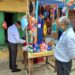 घाटशिला : एसडीओ ने चलाया जांच अभियान, राहगीर और दुकानदारों को मास्क पहने के लिए किया जागरूक