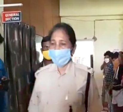 आदित्यपुर थाना प्रभारी सुषमा कुमारी का तबादला, पुलिस कंट्रोल रूम संभालेंगी, तबादला बना चर्चा का विषय, नये थाना प्रभारी राजेंद्र महतो की पदस्थाना के पीछे पैरवी की चर्चा आदित्यपुर थाना प्रभारी सुषमा कुमारी का तबादला, पुलिस कंट्रोल रूम संभालेंगी, तबादला बना चर्चा का विषय, नये थाना प्रभारी राजेंद्र महतो की पदस्थाना के पीछे पैरवी की चर्चा