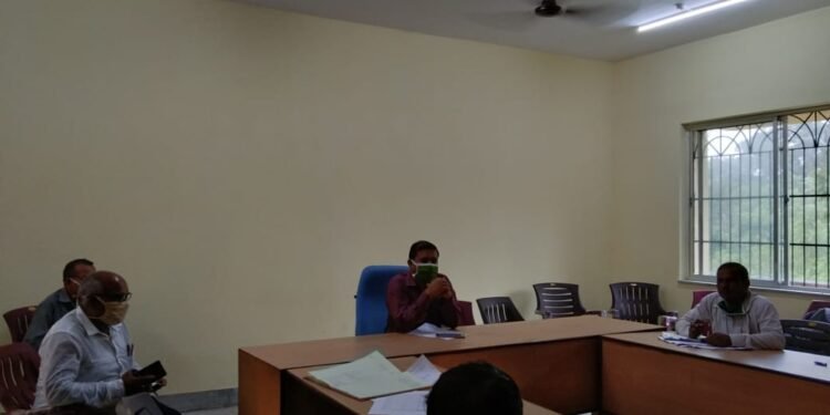 मनरेगा कर्मियों के हडताल पर जाने से काम प्रभाविव नहीं हो : घाटशिला बीडीओ मनरेगा कर्मियों के हडताल पर जाने से काम प्रभाविव नहीं हो : घाटशिला बीडीओ