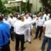 jamshedpur-registry-office-जमशेदपुर के रजिस्ट्री ऑफिस में हंगामा, रजिस्ट्रार ने वकील को कह दिया ”बेहूदा”, वकीलों ने किया कार्य का बहिष्कार, रजिस्ट्रार ने कहा-सोशल डिस्टेंसिंग बनाने बोला तो वकील ने की बकझक-video jamshedpur-registry-office-जमशेदपुर के रजिस्ट्री ऑफिस में हंगामा, रजिस्ट्रार ने वकील को कह दिया ”बेहूदा”, वकीलों ने किया कार्य का बहिष्कार, रजिस्ट्रार ने कहा-सोशल डिस्टेंसिंग बनाने बोला तो वकील ने की बकझक-video