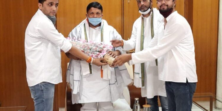 jharkhand-weather-update : कोल्हान समेत पूरे झारखंड में गुरुवार मध्य रात्रि से होगी बारिश, शुक्रवार को राज्य के उत्तर-मध्य हिस्से में ओलावृष्टि की संभावना, देखें-video