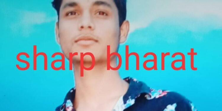 jamshedpur-accident-breaking-बर्मामाइंस के टाटा स्टील एचएसएम गेट के सामने हादसा, ट्रेलर ने युवक को कुचला, मौत, विरोध में हंगामा jamshedpur-accident-breaking-बर्मामाइंस के टाटा स्टील एचएसएम गेट के सामने हादसा, ट्रेलर ने युवक को कुचला, मौत, विरोध में हंगामा