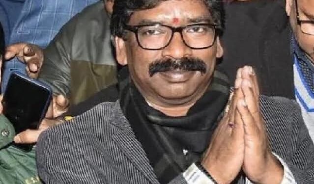 Garhwa : मुख्यमंत्री के आदेश के बाद गढ़वा पुलिस ने महिला व बच्चों को कराया मुक्त, दो गिरफ्तार Garhwa : मुख्यमंत्री के आदेश के बाद गढ़वा पुलिस ने महिला व बच्चों को कराया मुक्त, दो गिरफ्तार